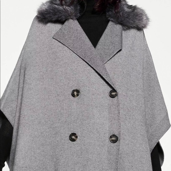 Zara Knit Cape Poncho Faux Fur Collar SMALL - Picture 6 of 13